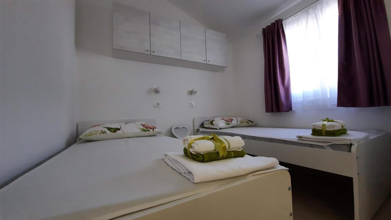 Holiday House Vela Vrta Sveti Ivan Dobrinjski Zewnętrze zdjęcie