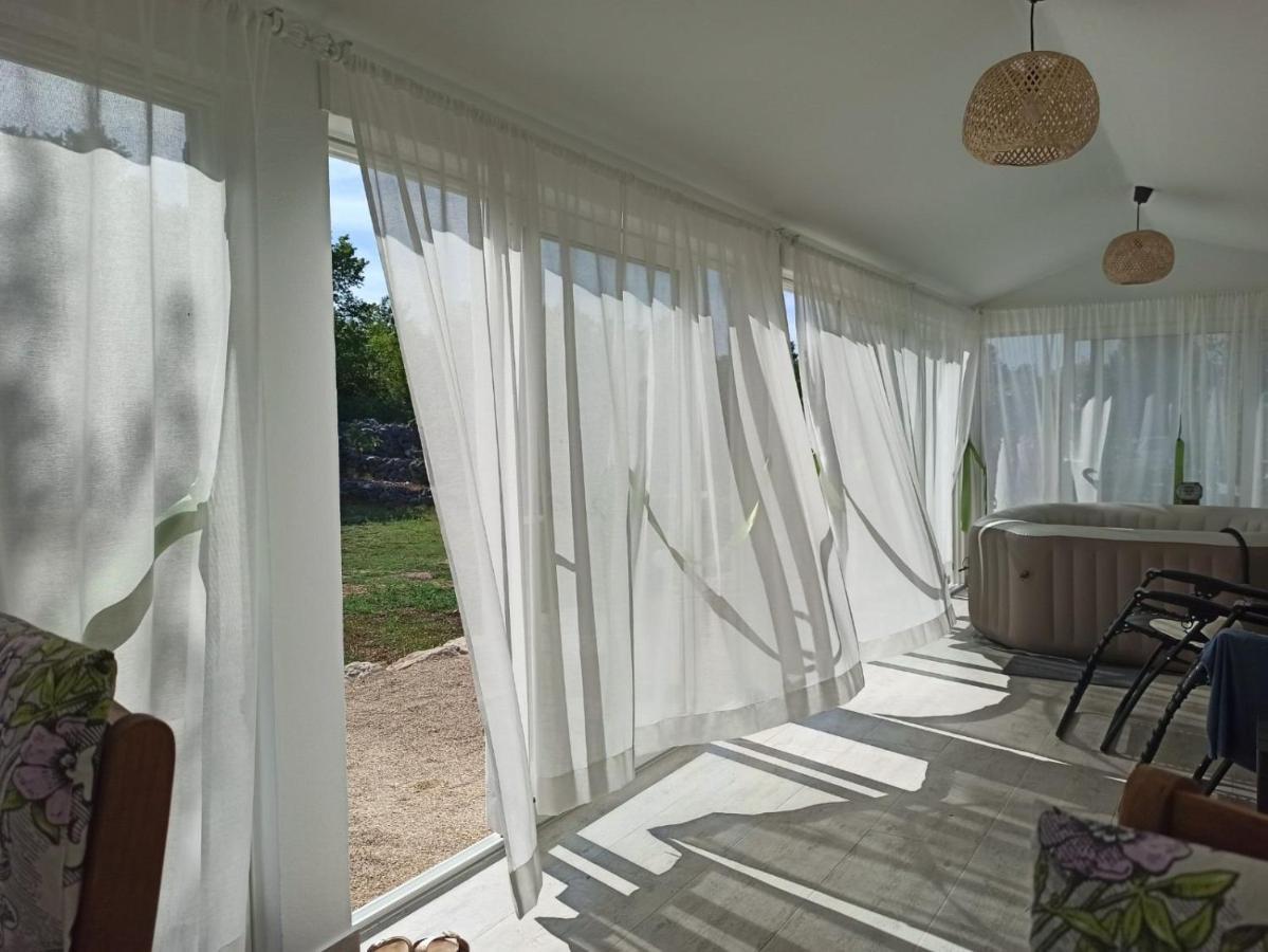 Holiday House Vela Vrta Sveti Ivan Dobrinjski Zewnętrze zdjęcie