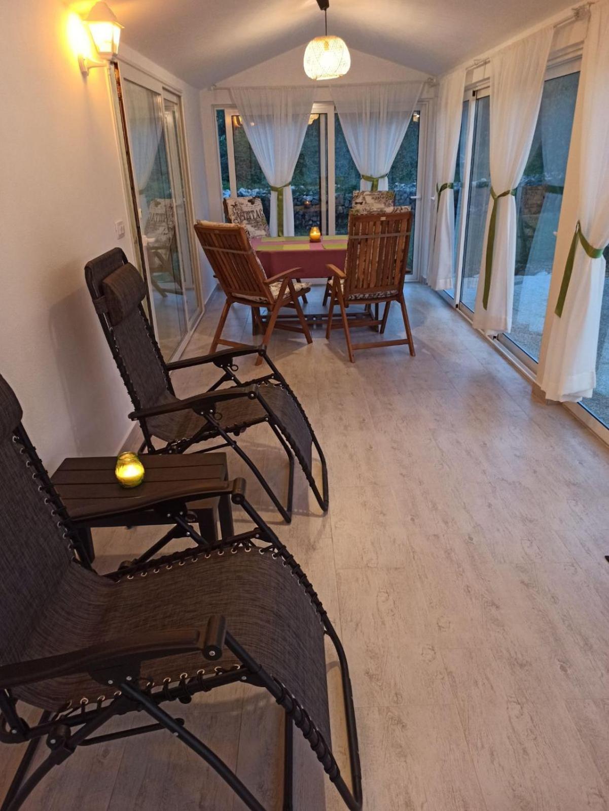 Holiday House Vela Vrta Sveti Ivan Dobrinjski Zewnętrze zdjęcie